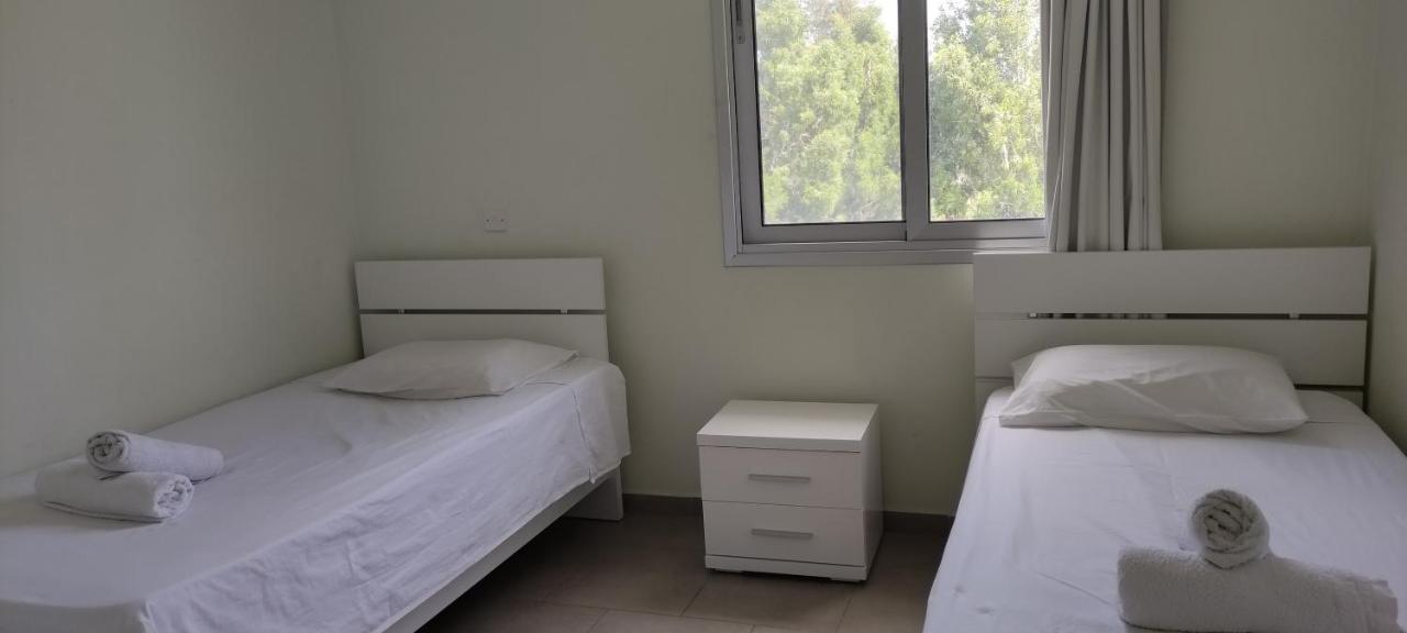 Kiti Village Villa, Cyprus, Salt-Water Pool, 6 Bedrooms, Larnaca Dış mekan fotoğraf