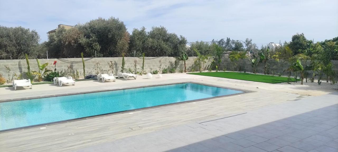 Kiti Village Villa, Cyprus, Salt-Water Pool, 6 Bedrooms, Larnaca Dış mekan fotoğraf
