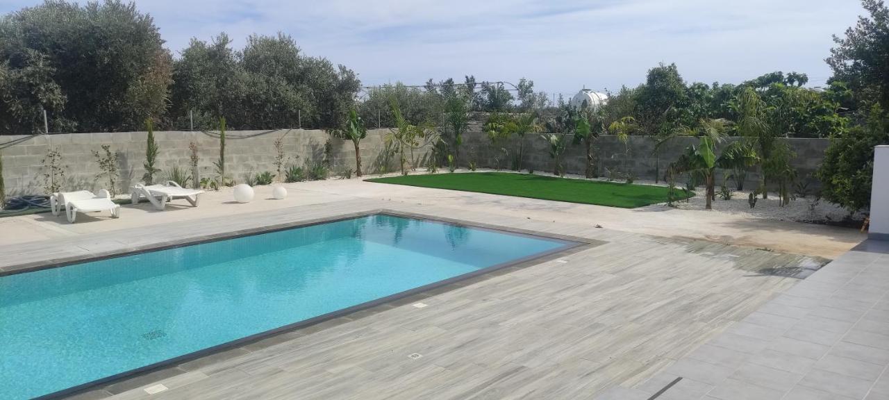 Kiti Village Villa, Cyprus, Salt-Water Pool, 6 Bedrooms, Larnaca Dış mekan fotoğraf