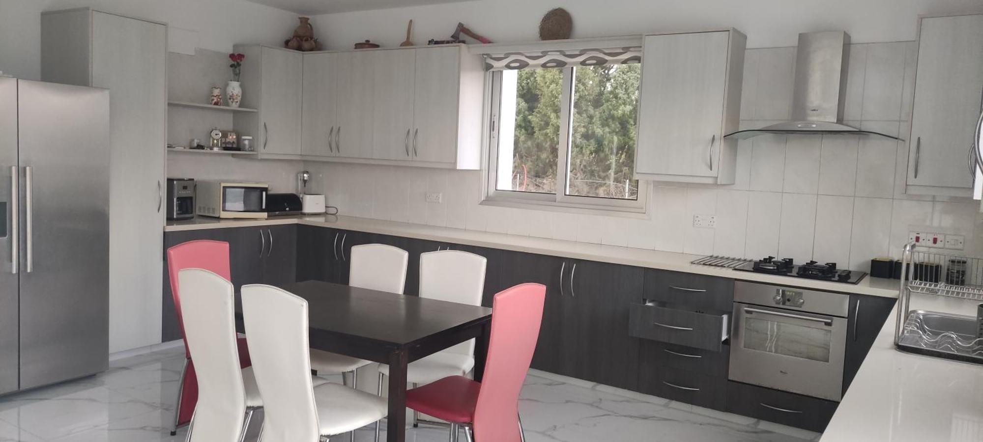 Kiti Village Villa, Cyprus, Salt-Water Pool, 6 Bedrooms, Larnaca Dış mekan fotoğraf
